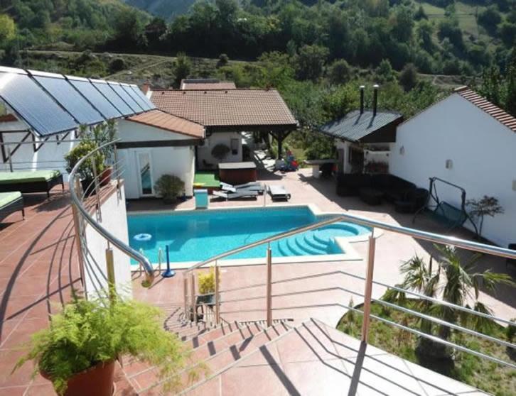 Pensiunea La Dolce Vita Băile Herculane エクステリア 写真