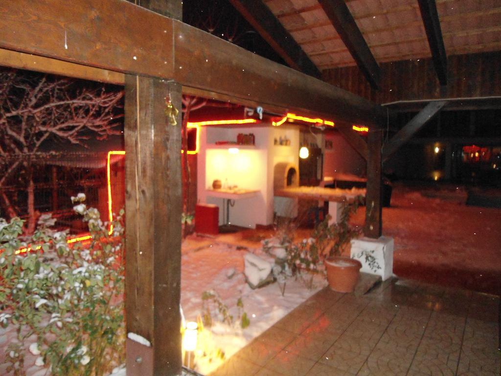 Pensiunea La Dolce Vita Băile Herculane エクステリア 写真